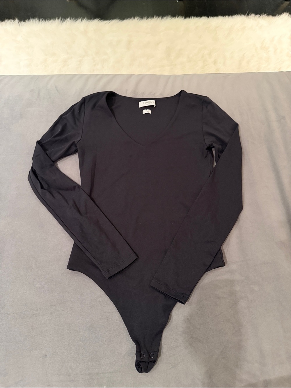 Aritzia Like New Black Long-Sleeve V-Neck Bodysuit